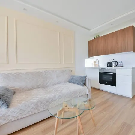 דירה Modern With Balcony Near The Eiffel Tower פריז