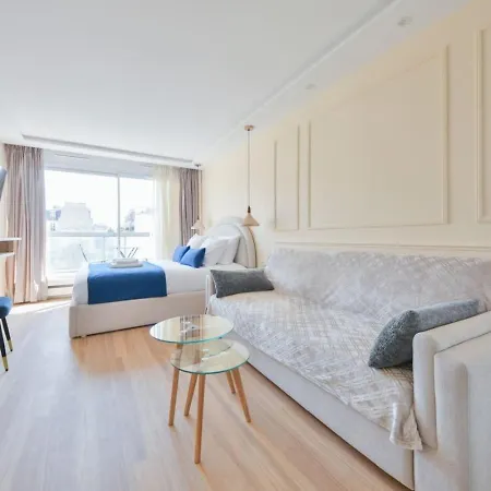 Modern With Balcony Near The Eiffel Tower דירה